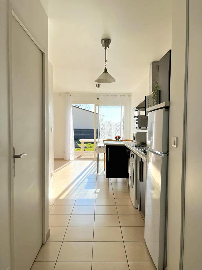 Logement Thermale Et De Tourisme Les Acacias 2 Jonzac Extérieur photo