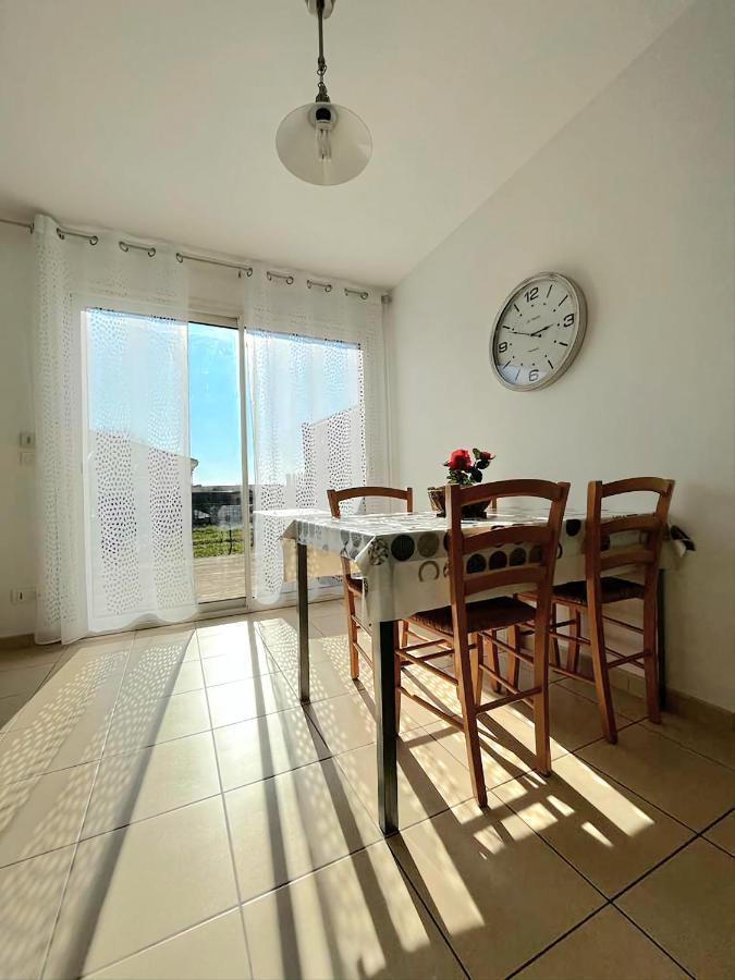 Logement Thermale Et De Tourisme Les Acacias 2 Jonzac Extérieur photo